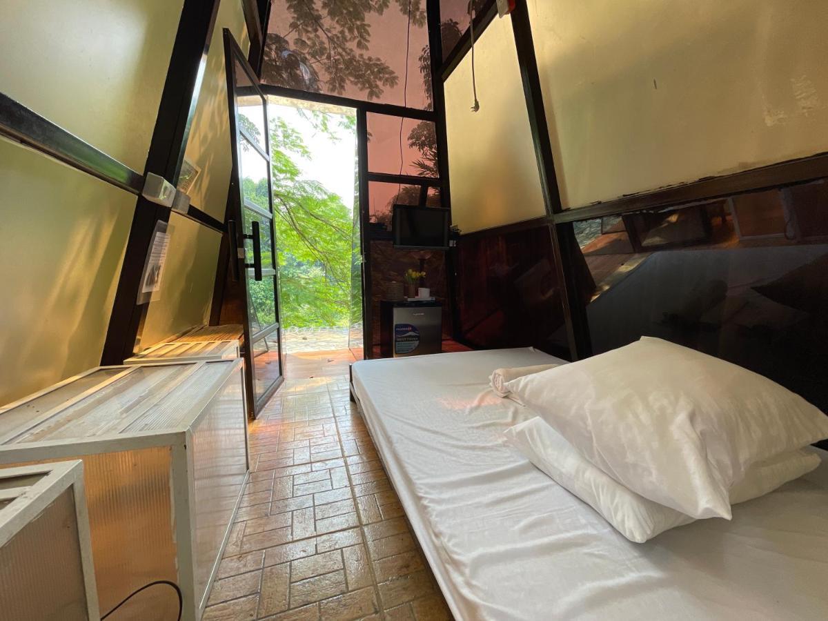 Floating Sanctuary Resort Powered By Cocotel Bulacan Экстерьер фото