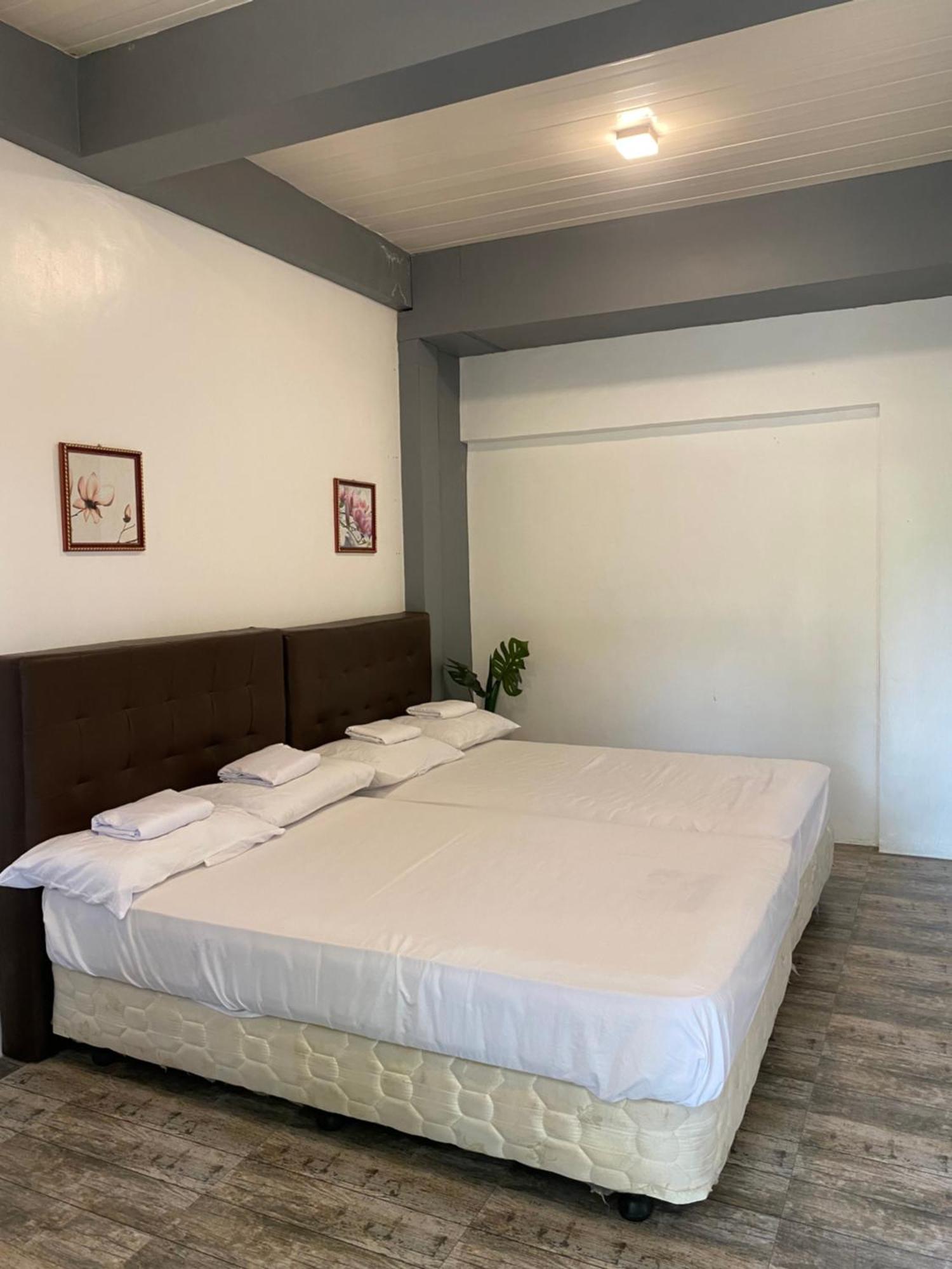 Floating Sanctuary Resort Powered By Cocotel Bulacan Номер фото